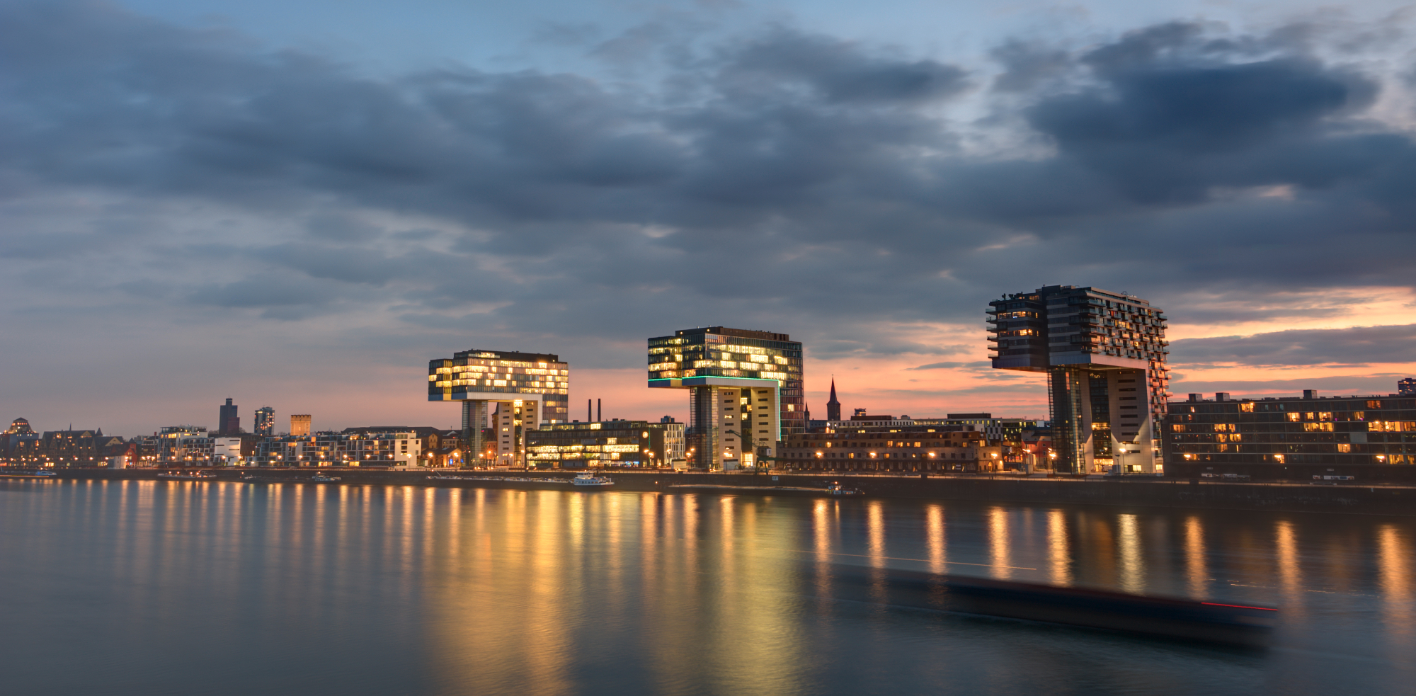 DSC 5418And7more fused Var 2